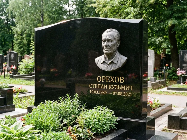 Памятник с барельефом — выполненная работа 25 в Белгороде