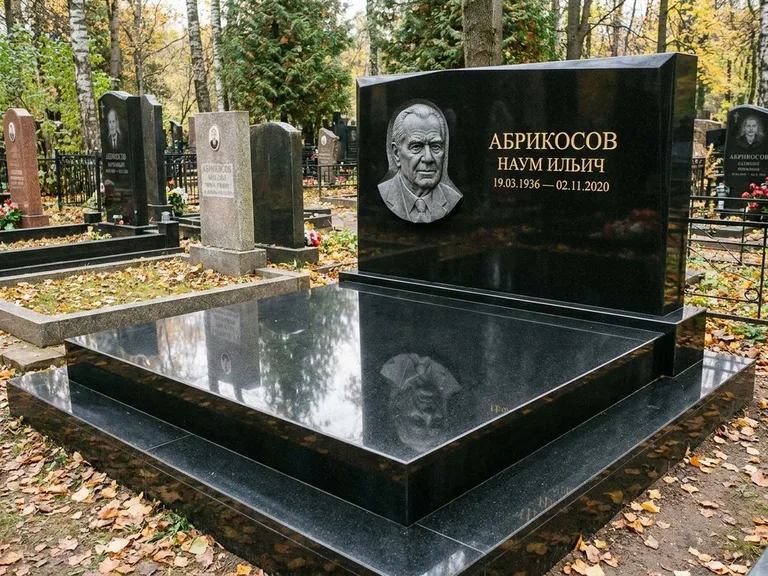 Памятник с барельефом — выполненная работа 37 в Белгороде