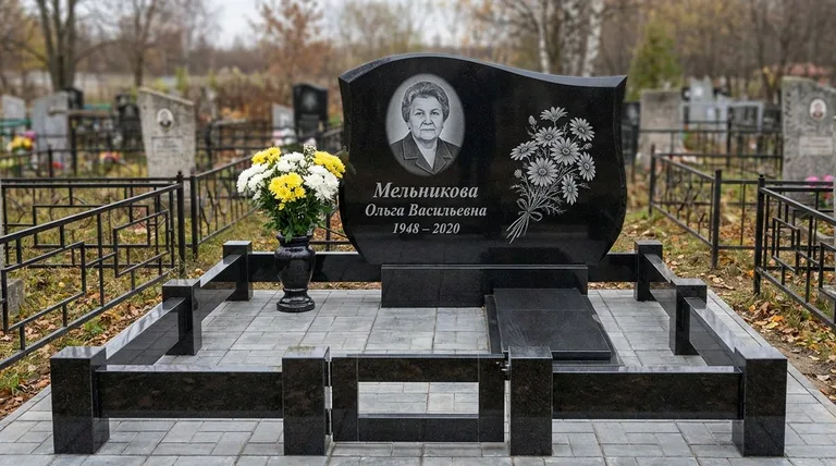 Памятник с гравировкой ромашек — выполненная работа «Мельникова» в Белгороде