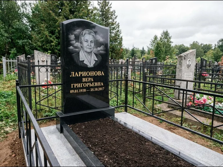 Гравировка портрета на чёрном граните — выполненная работа 16 в Белгороде