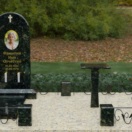 Православный памятник с арочной нишей, гранит Балтик грин