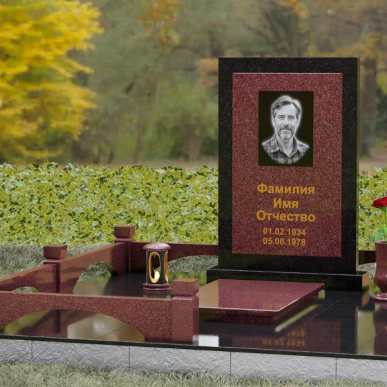 Гранитный вертикальный памятник без креста в Ставрополе, гранит Лезниковский, вид 4