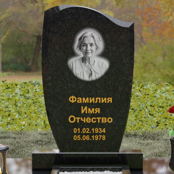 Гранитный вертикальный памятник без креста в Мурманске, гранит Габбро-диабаз