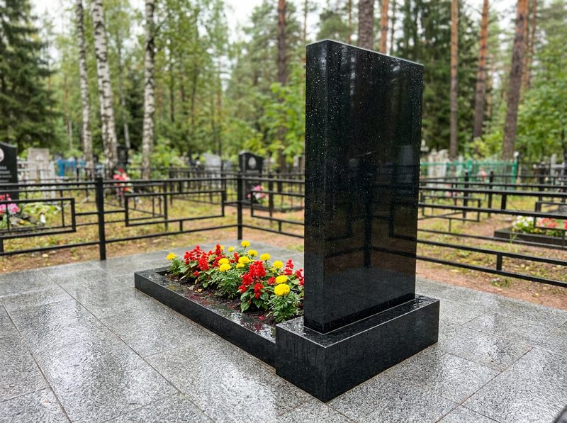 Уборка могилы в Белгороде — пример 4